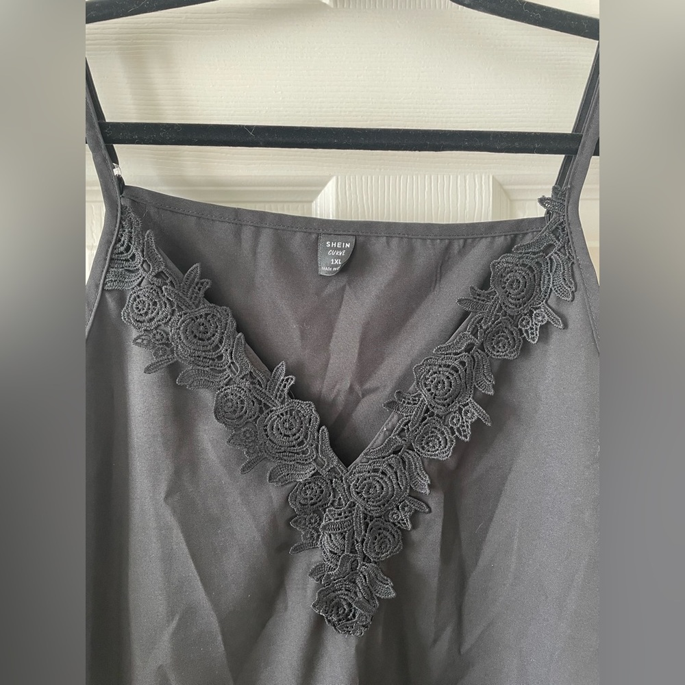 SHEIN curve black tank top with lace detail size 1XL